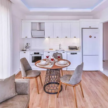 Tobi 2 / Merkezi Konumda Lueks Apartman